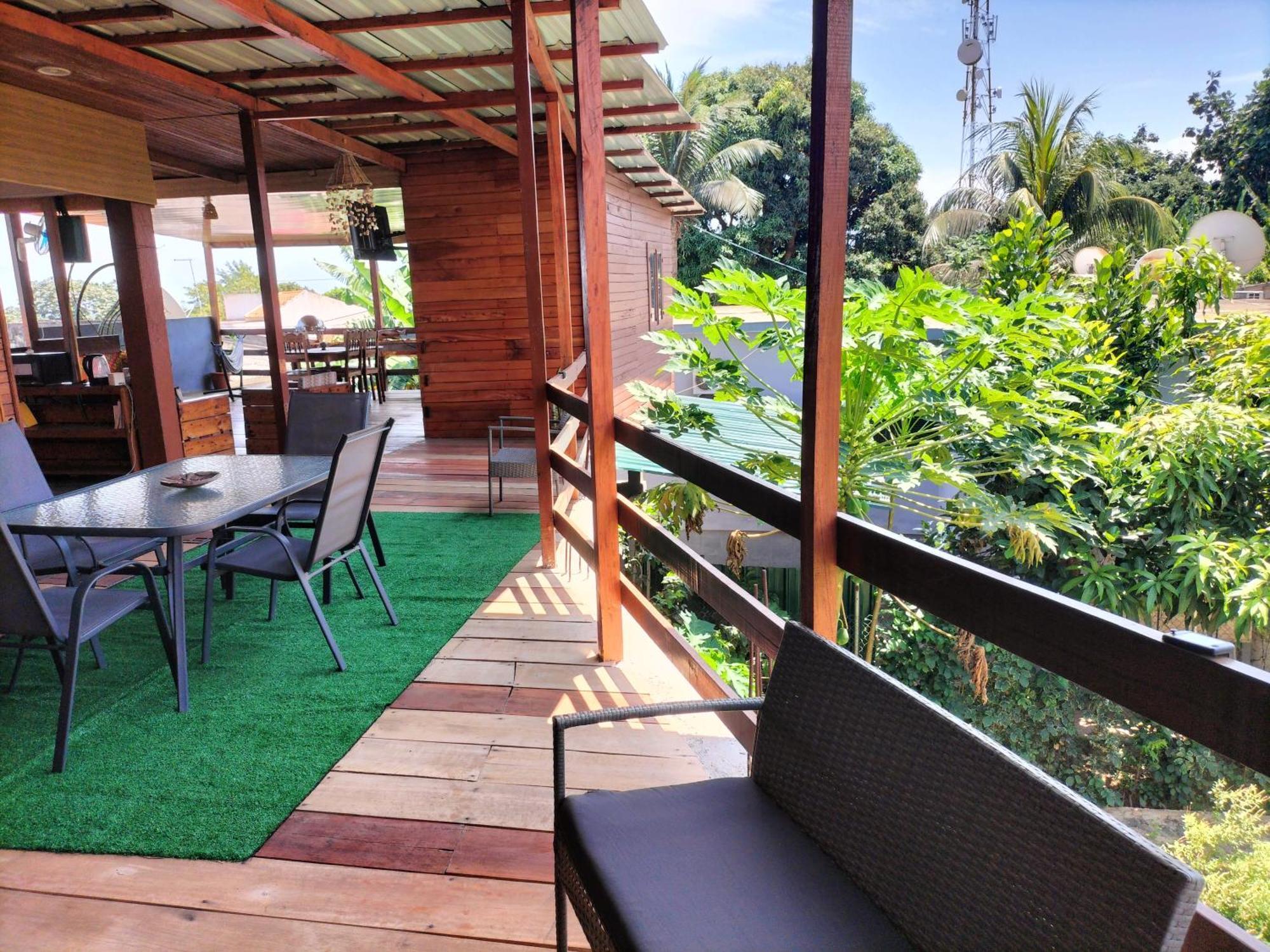 Monteiro Paradise Guest House 상투메 외부 사진